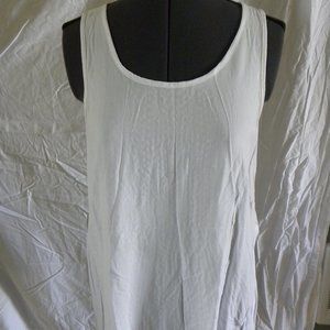 By & By White Lace And Rayon Sleeveless Hi-Low Top